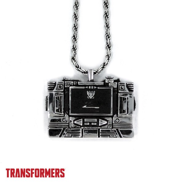 SDCC 2017   Han Cholo  Transformers G1 Jewelry Got Optimus Prime, Megatron, Soundwave BLING  (4 of 6)